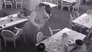 Scandal uriaș la Sângeorz-Băi cu un deputat și un primar, în restaurant! S-a zguduit masa și s-au spart paharele