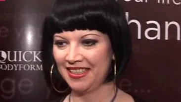 VIDEO Oana Lis s-a facut bruneta! Am vrut sa ma simt mai inteligenta