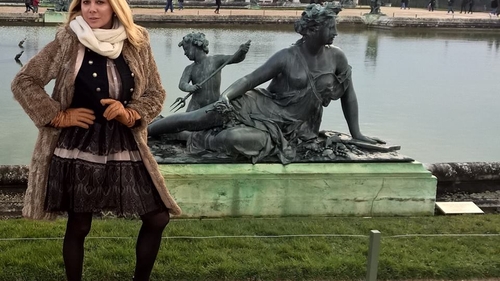 Divortata… si deja cuplata?! Dana Savuica, escapada in orasul indragostitilor