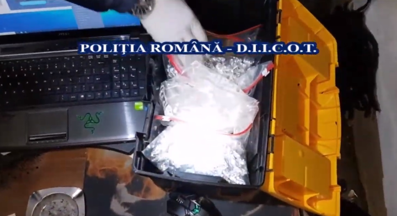 O mică parte din drogurile găsite de polițiști