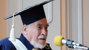 "Ai carte, ai parte”! Dan Berindei, vicepresedintele Academiei Romane, are o avere de invidiat