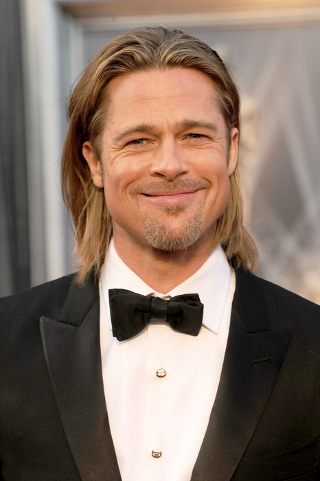 HOLLYWOOD, CA - FEBRUARY 26:  Actor Brad Pitt arrives at the 84th Annual Academy Awards held at the Hollywood & Highland Center on February 26, 2012 in Hollywood, California.  (Photo by Jason Merritt/Getty Images)