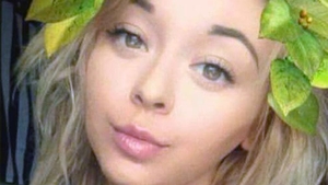 Tăticul ”rege” al selfie-urilor a bătut recordul pe internet! Câţi fani are bărbatul care şi-a ”copiat” fiica în poze!