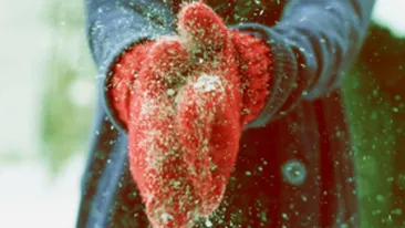 Ultimele zile cu soare! Pregateste-ti caciula, fularul si paltonul si vezi cand ninge la tine in zona!