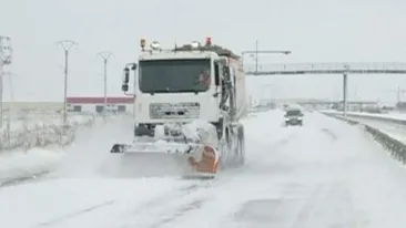 ULTIMA ORĂ: Circulaţie închisă pe A2, pe patru drumuri naţionale, din cauza vremii
