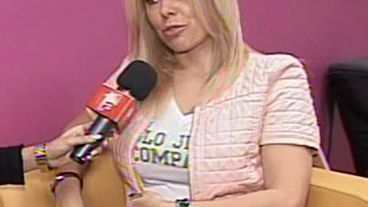 Cat ghinion sa ai? Dupa ce a fost la un pas sa fie strivita de un copac, Jasmine a cazut si si-a sifonat doua coaste!