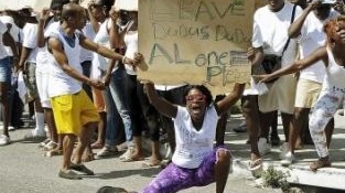 VIDEO Stare de urgenta in Jamaica, dupa decizia de extradare in SUA a unui lider al mafiei drogurilor