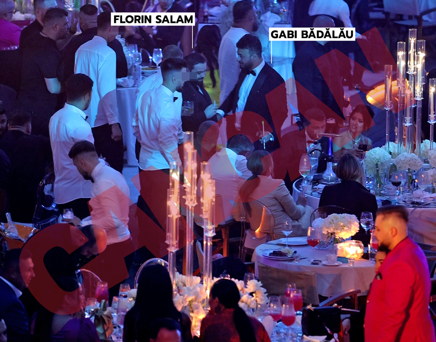 Gabi Bădălău și Florin Salam, înconjurați de ospătari (Foto: CANCAN.RO)