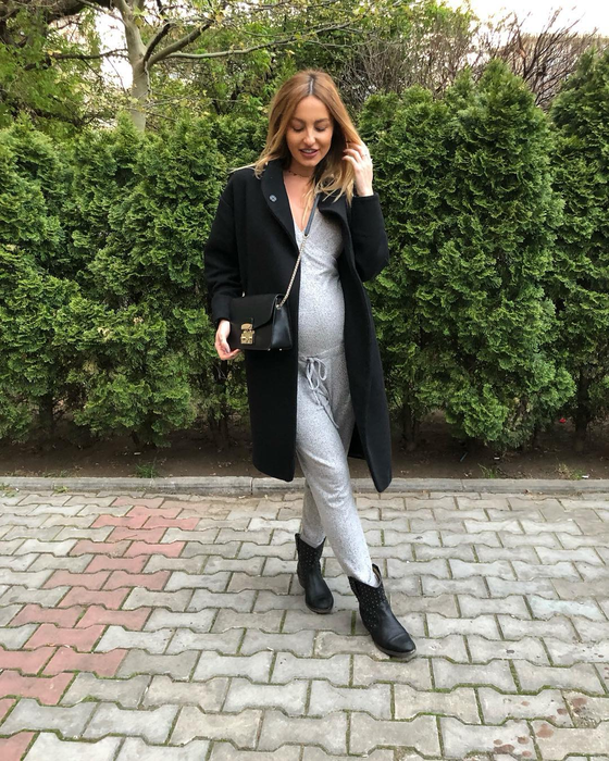 Flavia Mihășan, cu burtica la vedere: ”Cel mai frumos sentiment îl ai când…”