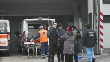 Asta l-a socat chiar si pe el! Vezi ce a patit Stefan Banica la spital, cand si-a dus mama la urgenta!