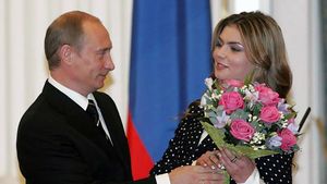 Cine este femeia pe care o iubește Vladimir Putin? Și-a lăsat soția pentru ea, apoi s-ar fi căsătorit în secret