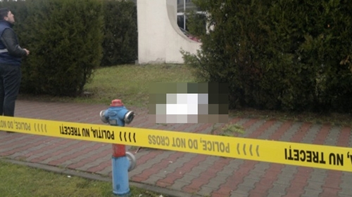 Un atasat al ambasadei Marii Britanii in Romania s-a aruncat de la ultimul etaj al unui hotel din Baia Mare