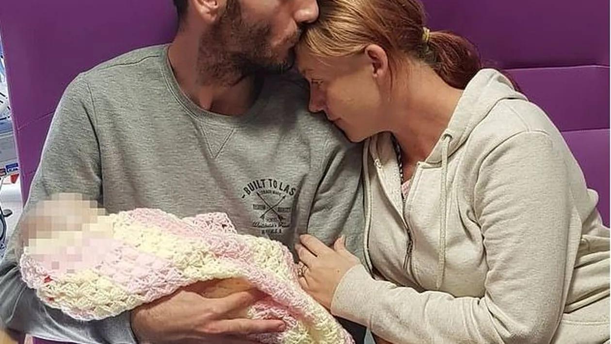 I-a murit bebelușul de la un sărut: ”Nici în coșmarurile mele nu mi-am imaginat că-mi ca ucide copilul!”