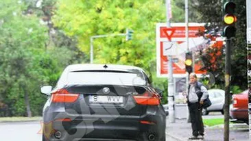 A trecut pe rosu. Cristian David, fostul ministru de Interne, are propriile reguli de circulatie