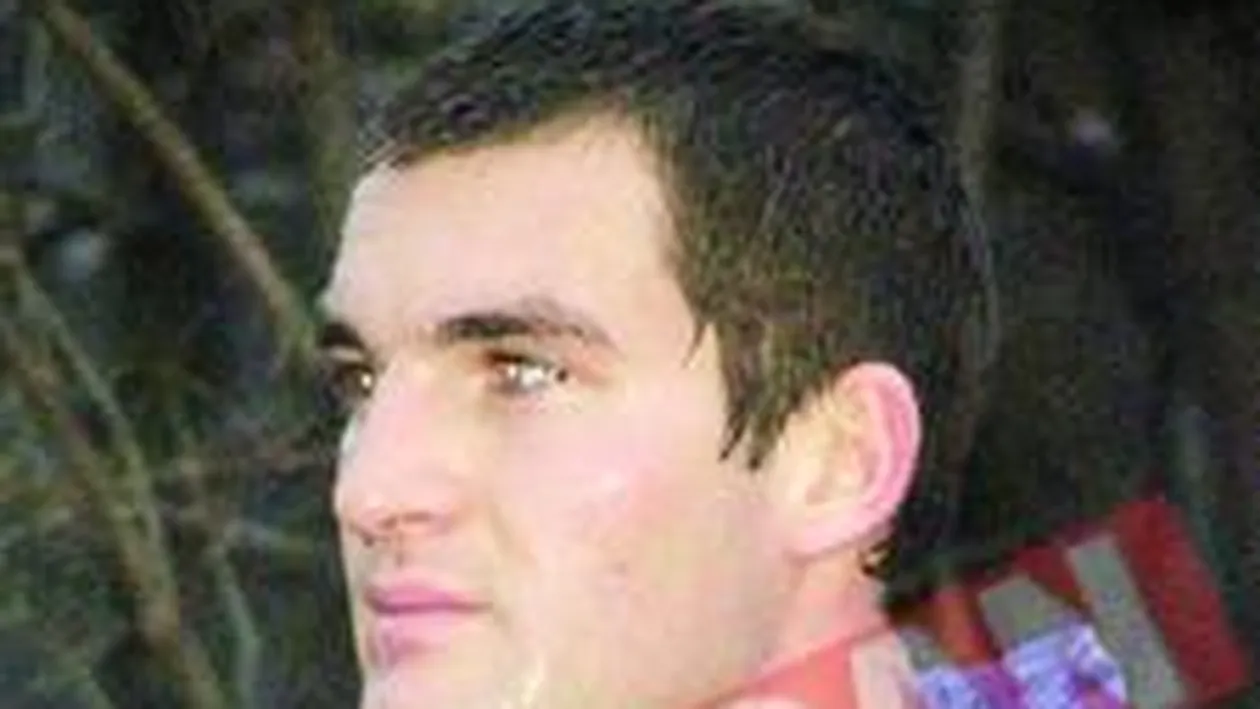 Canu, cel mai sexy fotbalist roman de la Poli