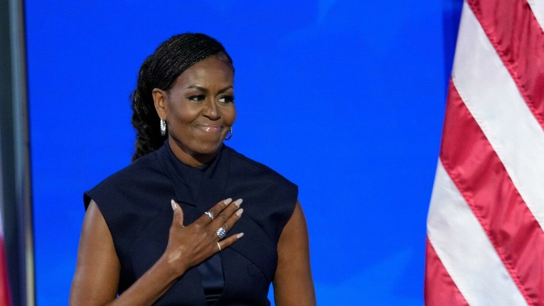 Michelle Obama i-a lăsat pe toți mască: S-a „topit” pur și simplu și nu o mai recunoști! Ce boală ascunde