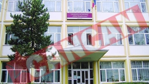 Hotel in curtea liceului