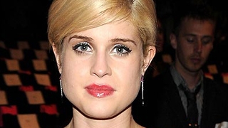 Craciun tragic pentru Kelly Osbourne marcat de pierderea unui membru drag al familiei! "Este o zi trista pentru noi!"