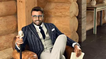 Cine e tânăra care i-a pus inima pe jar lui CĂTĂLIN BOTEZATU? Şi-a ţinut iubita ascunsă timp de doi ani, iar acum se pregăteşte să devină tată! 