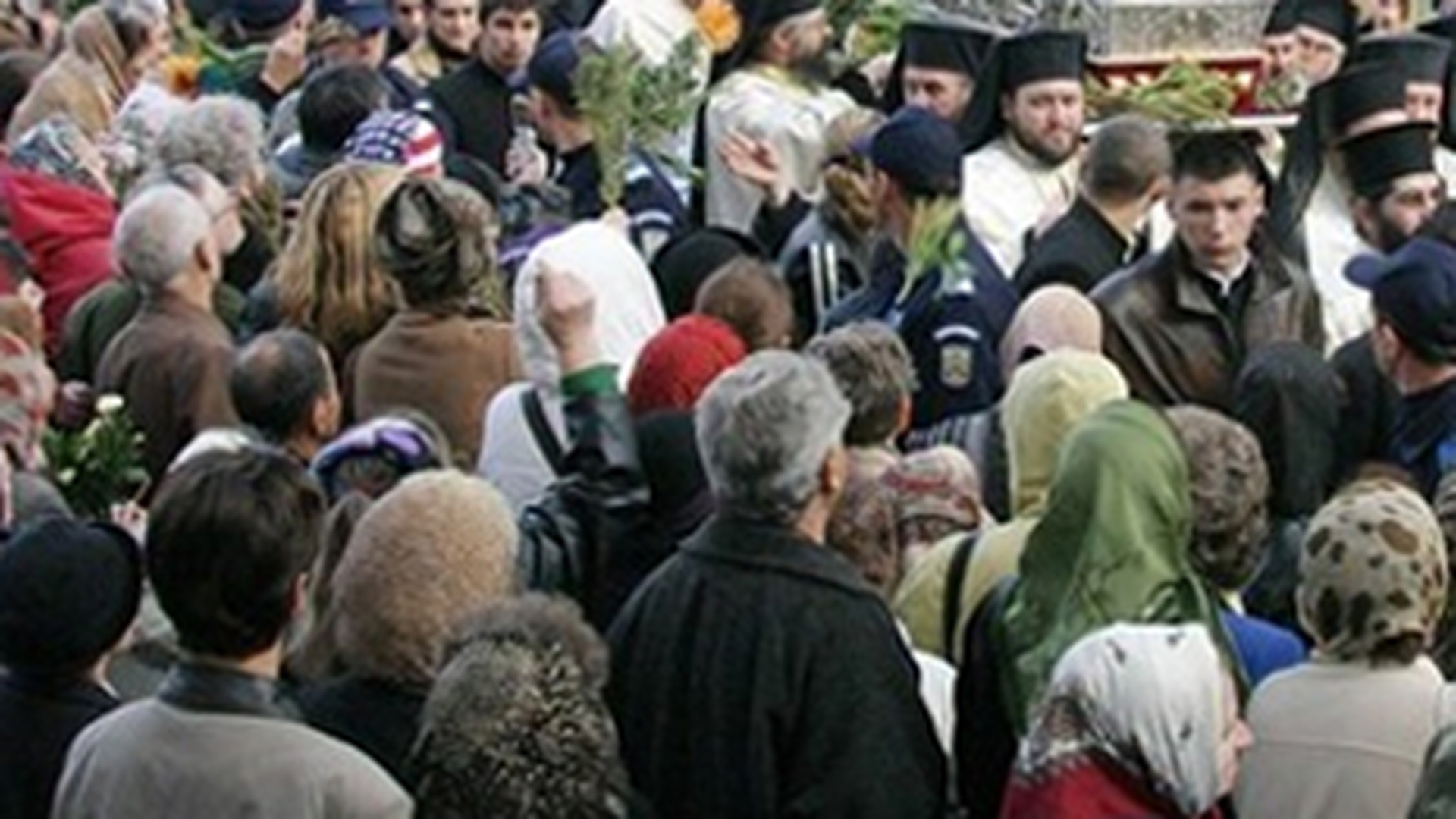 Mii de oameni sunt asteptati la procesiunile religioase la Patriarhia Romana! Sfantul Cuvios Dimitrie cel Nou este sarbatorit astazi, in Capitala