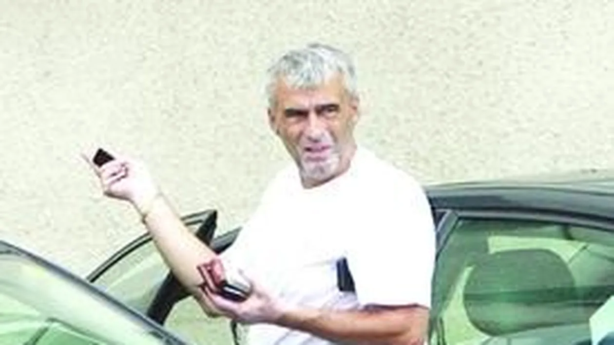 Mafia terenurilor de lux, denuntata de un afacerist