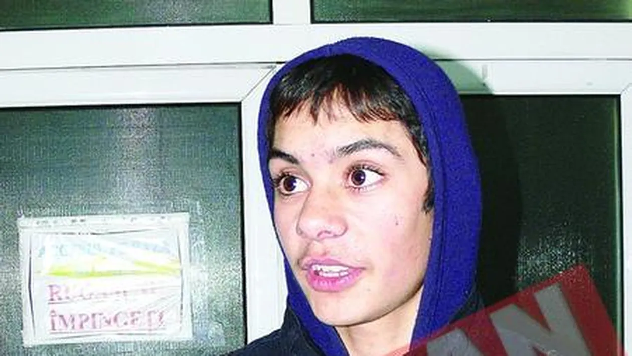 Adolescentul din Craiova a fugit din nou la Scooby-Doo