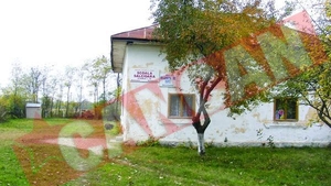 Scoala cu zece elevi