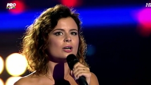 Decizie socanta! O faimoasa cantareata din Romania s-a lasat de muzica pentru televiziune