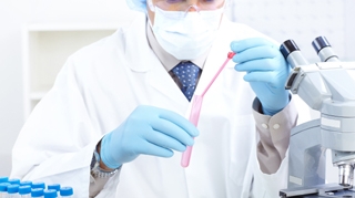 Estrogenul, responsabil de aparitia cancerului la cap si gat!
