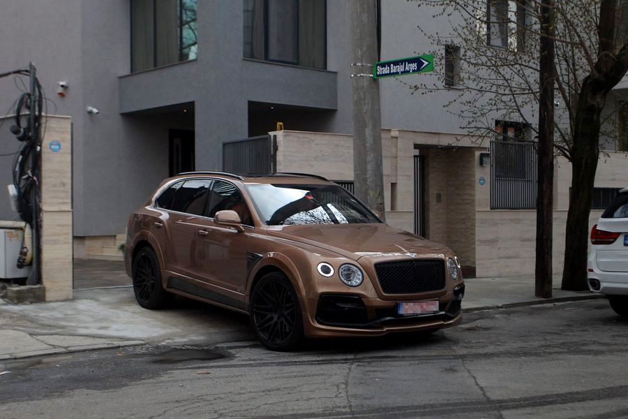 Mirel Rădoi are un adevărat parc auto. Ce bolizi conduce selecționerul naționalei de fotbal a României