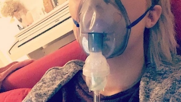 Adda, cu masca de oxigen pe faţă! Prietenii artistei au tras o mega-sperietură