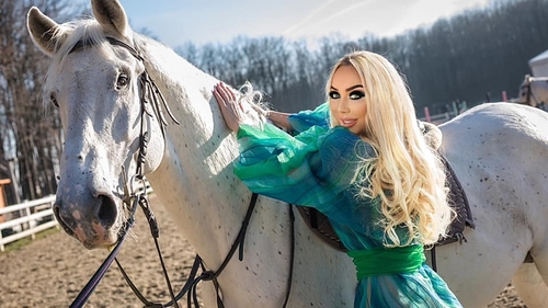 Diana Lucan, vacanță de lux în Mykonos! ”Barbie de România” s-a relaxat alături de familie