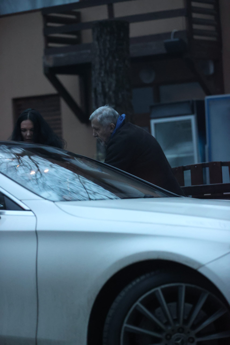 Ilie Năstase, galant față de Ioana Simion!  CANCAN.RO a surprins sărutul care demonstrează că și-au rezolvat problemele!