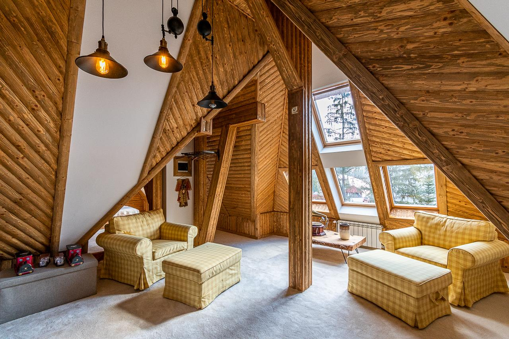 Vila lui Ceaușescu din Predeal. Foto: mtkrealestate.ro