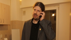 Gest surprinzător al unui deputat în Parlamentul României. Vezi ce i-a făcut iubitei sale