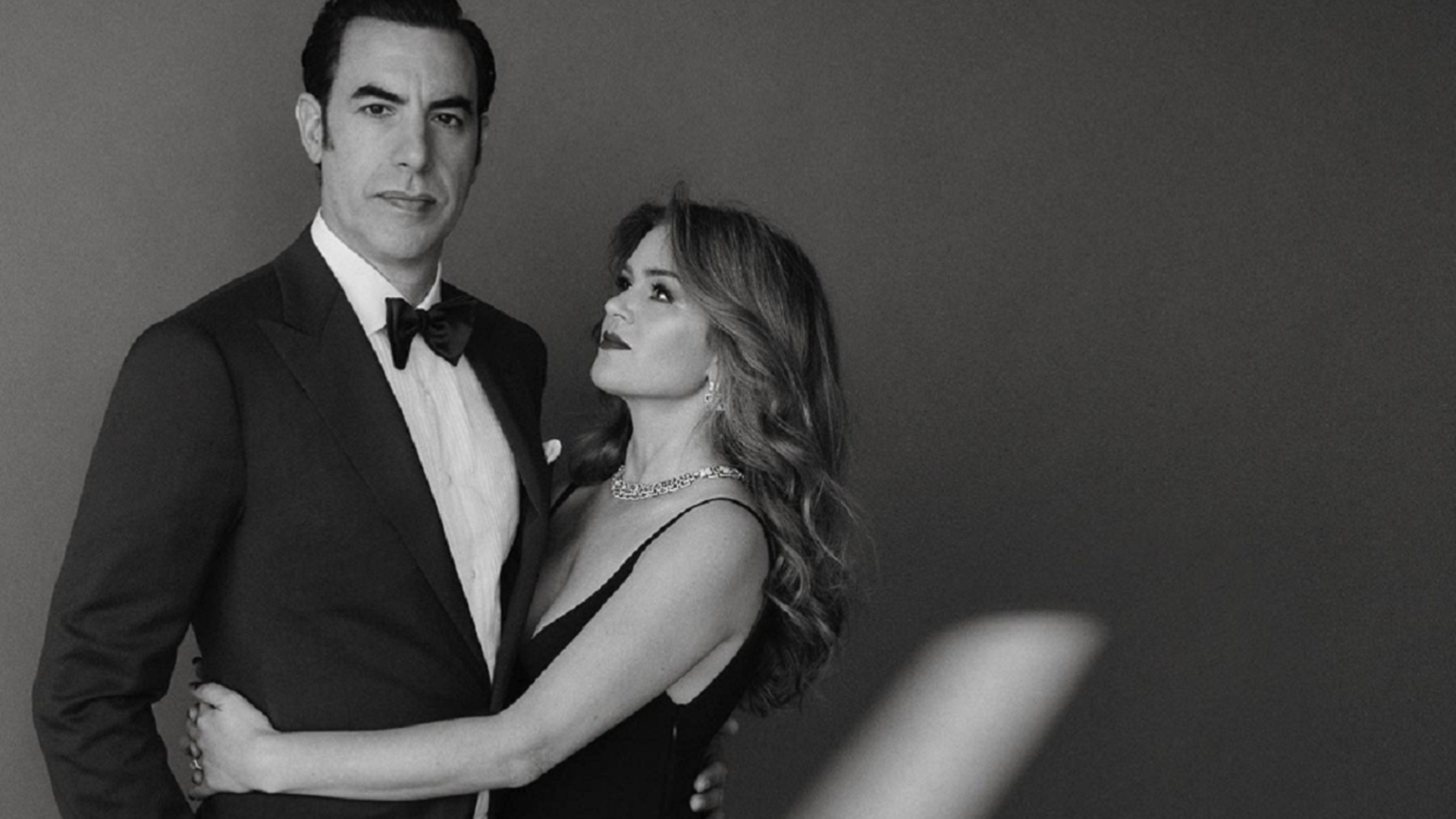 Divorț-șoc în showbiz! Sacha Baron Cohen și Isla Fisher și-au spus ADIO după 14 ani de căsnicie