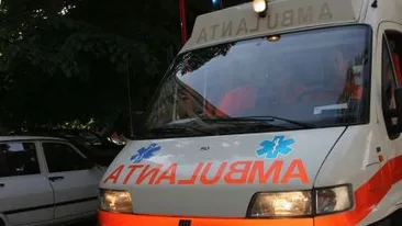 O fetiţă de doar trei ani anişori s-a accidentat la o grădiniţă din Timişoara! Un calorifer a căzut peste ea! Cum comentaţi?