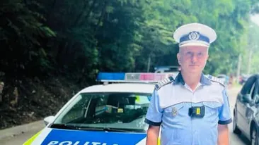 Cel mai ghinionist şofer! Ce a păţit, după ce a oprit să facă o poză cu poliţistul Lupul de la Rutieră