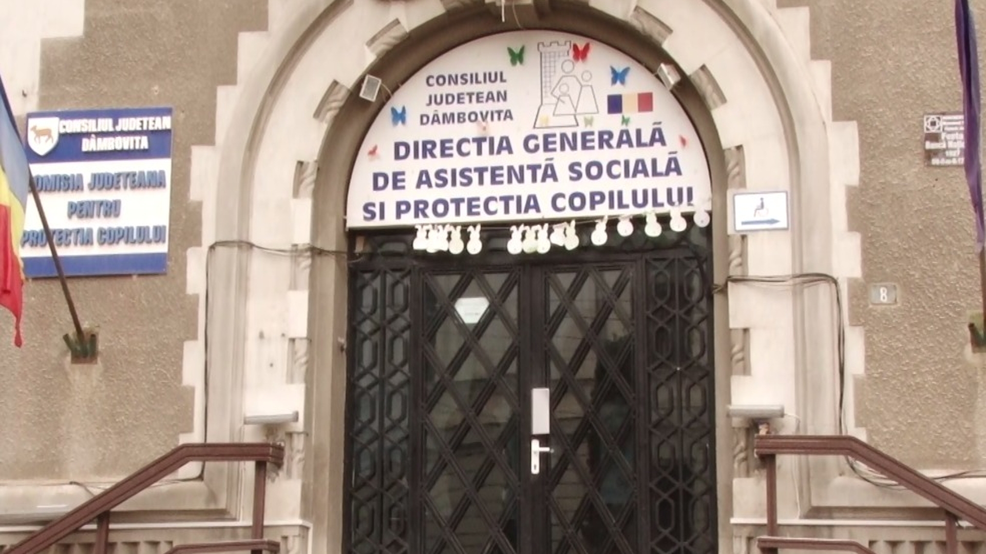 Din centrul de protecție, la prostituție. O minoră din Dâmbovița, racolată pe rețelele de socializare, sechestrată și ”pregătită pentru export”