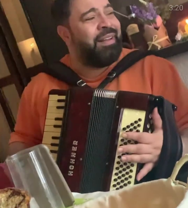 Florin Salam îl face praf pe Liviu Guță