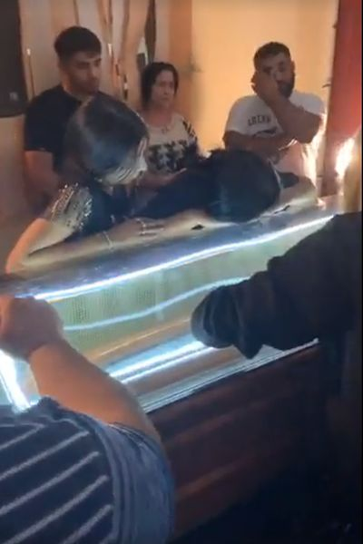 Imaginile durerii. Victima lui Mario Iorgulescu, condusă cu lăutari pe ultimul drum