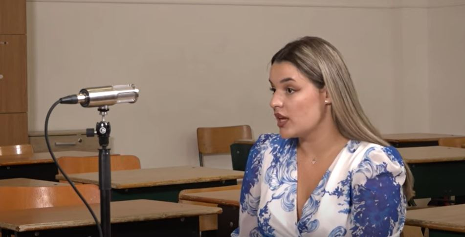 Ce ar modifica Raluca Alexandru, eleva care a luat 10 la BAC, în sistemul de învătământ. Dezvăluiri în podcastul ALTCEVA cu Adrian Aretene