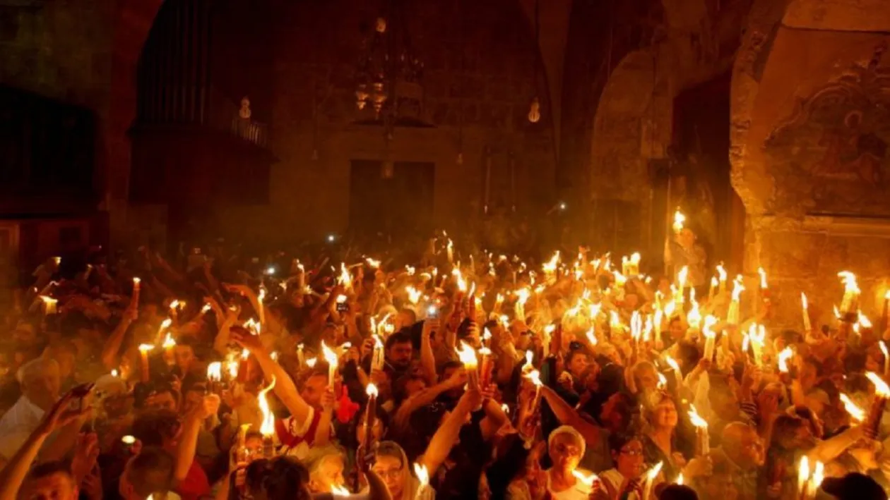 Românii au voie o singură oră să participe la slujba de Înviere?! Anunțul de ultimă oră