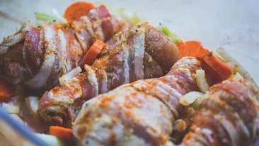 FOTO | Cina unui bărbat a stârnit râsul internauților. Cum a gătit