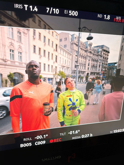 Zoe Florescu Potolea, o tânără româncă de doar 17 ani, a devenit protagonista uneia dintre cele mai spectaculoase campanii publicitare internaționale ale anului alături de Usain Bolt