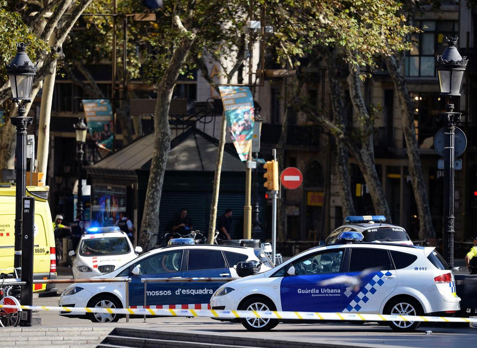 Alertă la Barcelona: Bulevardul La Rambla, evacuat!