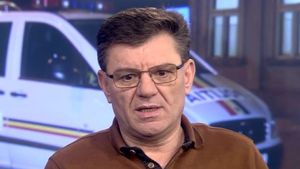 Polițiști în civil vor urmări oamenii dacă poartă mască! Oare? Ce spune Dumitru Coarnă, liderul sindicatului: ”E o chestier a la Vela, ministrul geacă!”