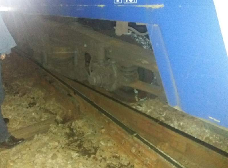 Tren de călători, deraiat în Teleorman! Traficul feroviar a fost blocat