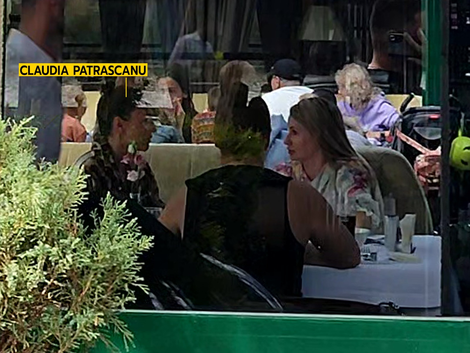 Claudia Pătrășcanu a luat masa la un restaurant din Herăstrău, alături de două prietene (Foto: CANCAN.RO)
