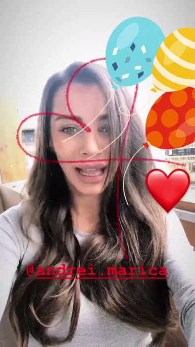 După ce a fost bătută măr, Bunesa de la Urlați posta aceste imagini pe instagram, lăsând de înțeles că ar fi plecată în Marea Britanie